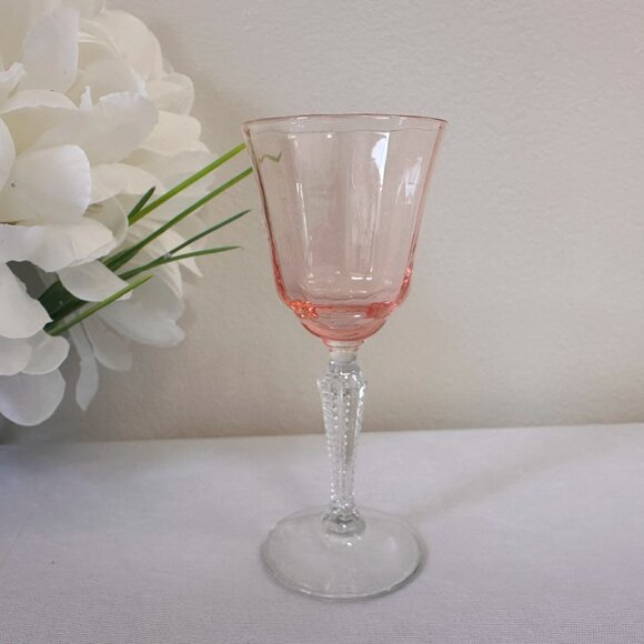 Set of 7 Vintage Pink Cordial Glasses Optical Panel Ridged Stem – Midcentury - Picture 5 of 10